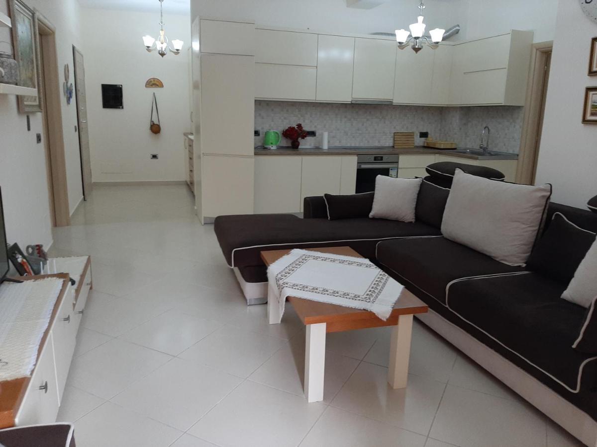Milka Apartment Golem  Bagian luar foto