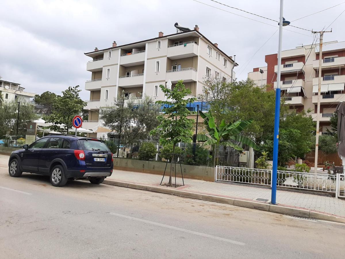 Milka Apartment Golem  Bagian luar foto